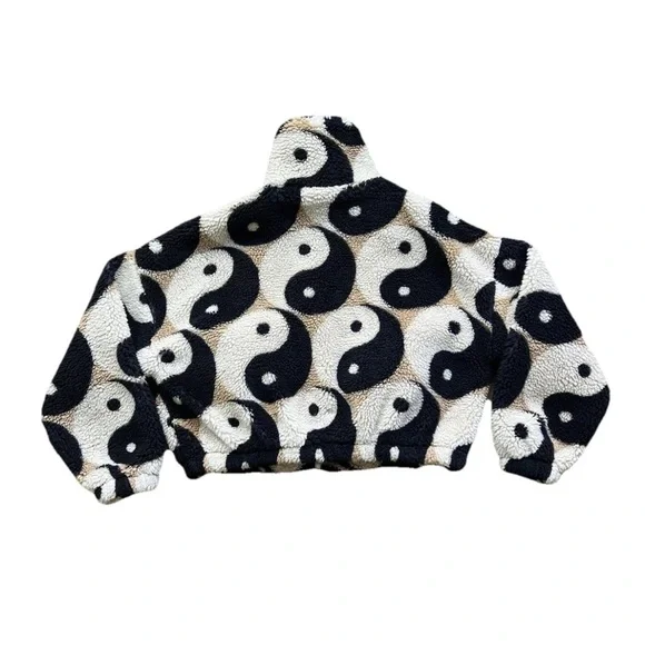 Urban Outfitters Olivia Sherpa Jacket Small Yin Yang Y2K Indie Cozy Teddy RARE - Picture 3 of 11